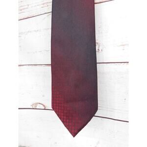 Donna Karan NY Neck Tie Black Label Red Gradient Silk From Italy Handmade USA